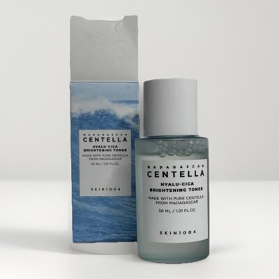 SKIN1004 Madagascar Central Hyalu-Cica Brightening Toner 30 ml/1.01 fl oz *NEW*