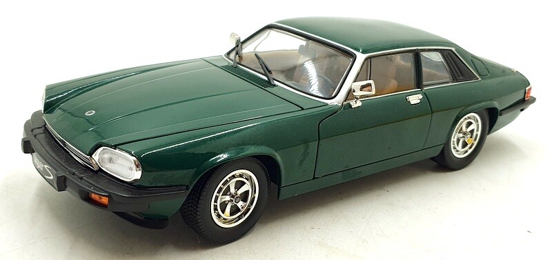 Road Signature 1/18 Scale Diecast DC11124B - 1975 Jaguar XJS