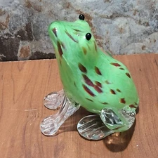 Green Frog Toad Red Spots Hand Blown Art Glass Figurine