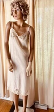 Vtg wonder Maid White Mid Century Women’s Slip With Lace Trim Large
