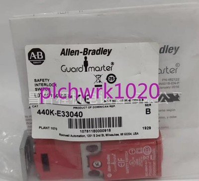 1PCS NEW IN BOX     switch 440K-E33040 #bv