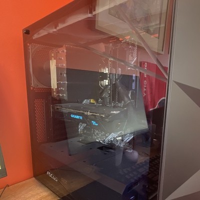 Ryzen 5 5500 | GeForce 1070 | 32GB ddr4 | 1 tb ssd, 4 tb hdd | Prime B5500 Plus