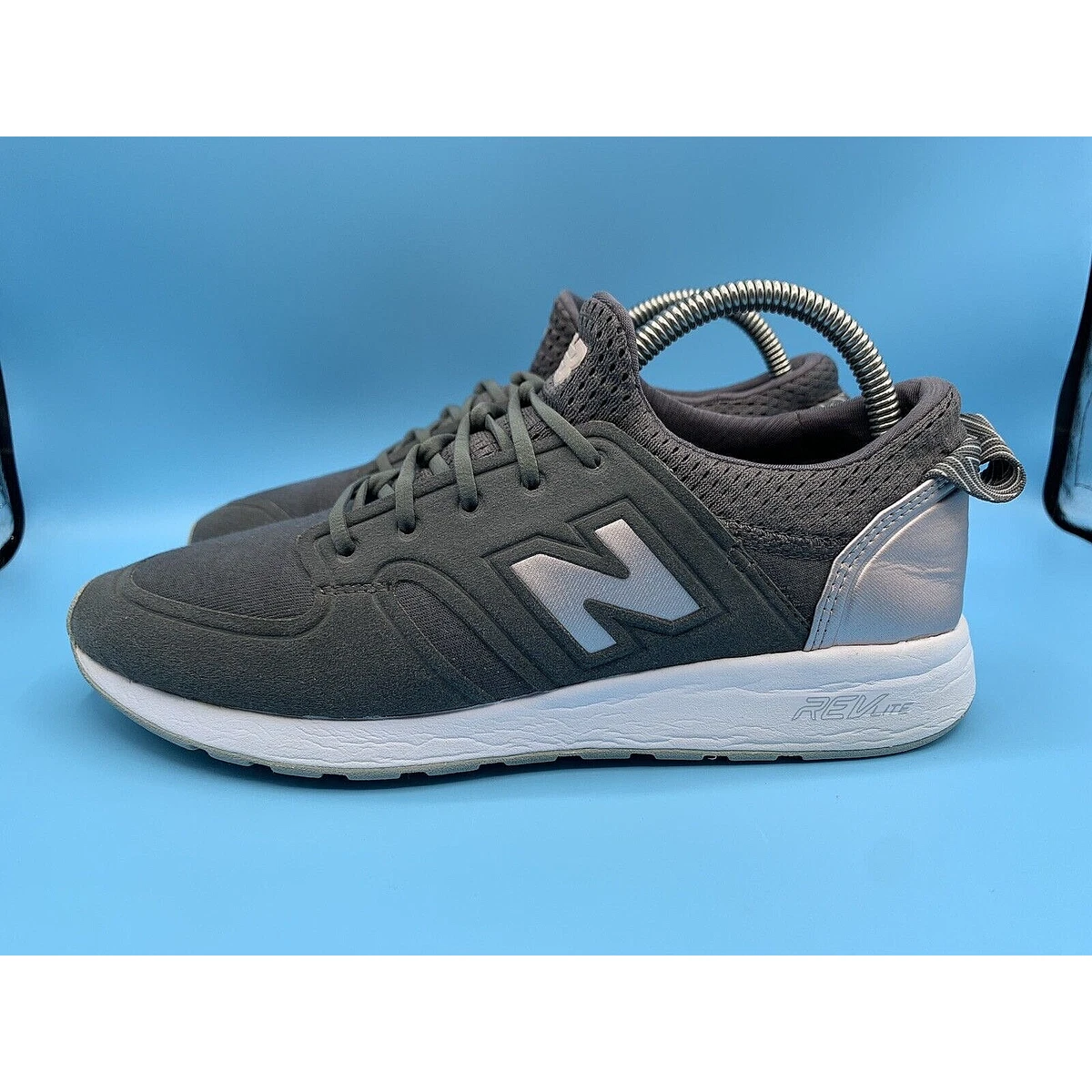 Grey new balance women's clearance 420