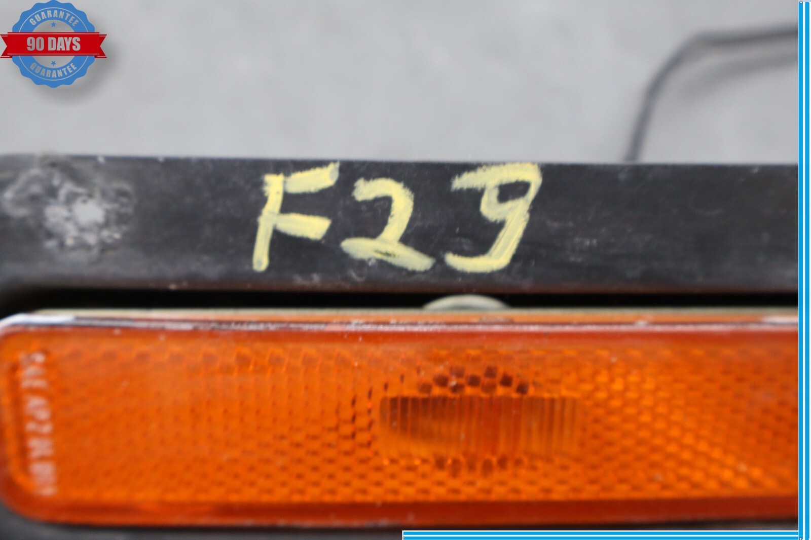 Maserati Quattroporte 2004-2008 Front Right Side marker light