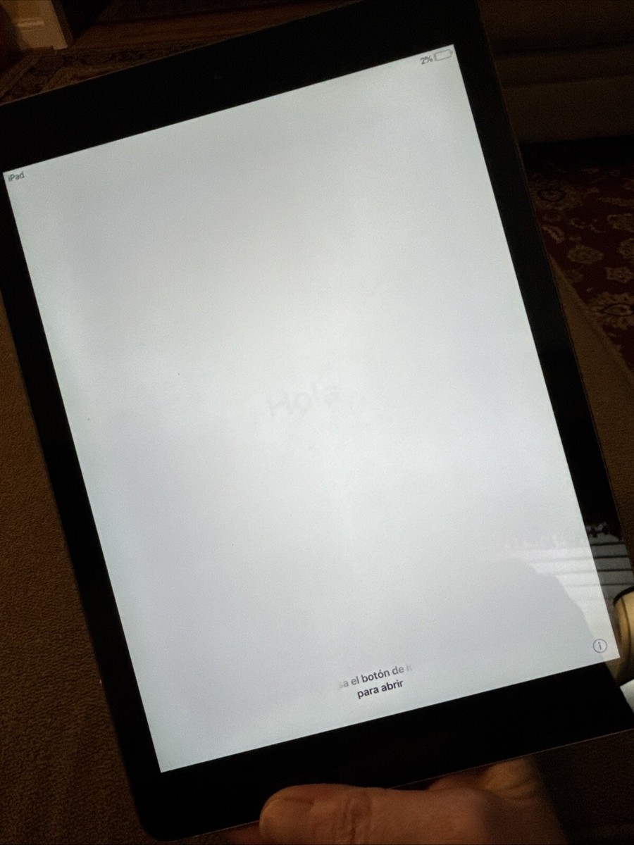 Apple iPad Air 1st Gen A1474 32GB, Wi-Fi, 9.7in. - Space Gray