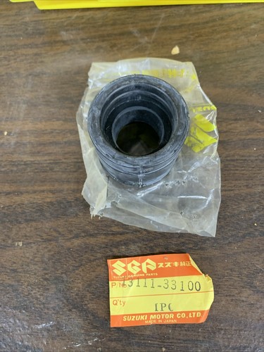 Tubo de admisión 13111-33100 nuevo de stock Suzuki 1973-77 GT380 1972-77 GT550 - Imagen 3 de 3