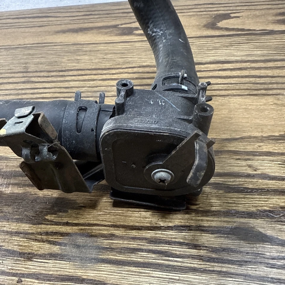 Used OEM Heater Water Control Valve 87240-50130 w/ Pipes Lexus LS430 2001-2006 - Image 3 of 4