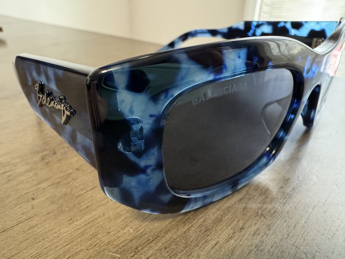 Balenciaga Blue Tortoiseshell Sunglasses Balenciaga Bb0424sk Blue Male Rectangle Sunglasses | Eyewear  main image 4