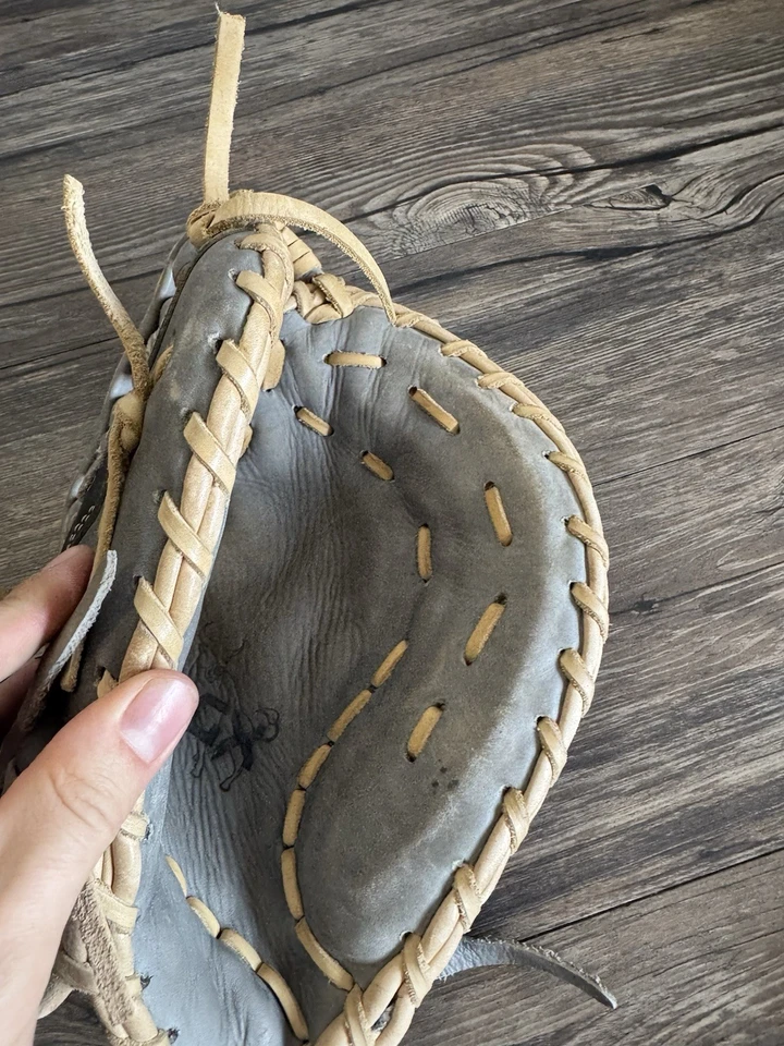 12.5 Mgx Pro Stock T Softball Fastpitch First Base Mitt Glove - Image 4 of 4