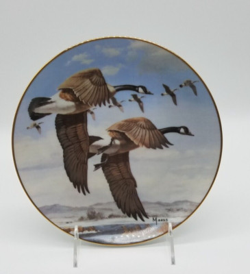 Danbury Mint Last Of The Season Ducks Taking Flight Plate Collection D. Maass