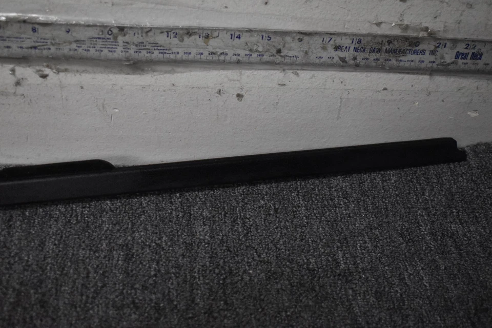 Mercedes Benz S65 2007-2013 AMG base moldura delantera OEM de fábrica Foto 3 de 4