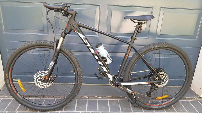 scott scale 980 l