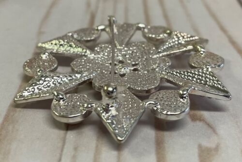 Snowflake Christmas Silver Tone Simulated Crystal Assorted 2" Pin Brooch NEW - Picture 2 of 6