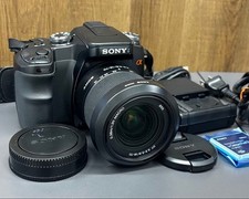 SONY 100 Digital SLR Camera DT 18-70mm