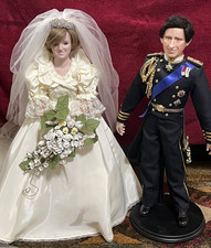 Danbury Mint Princess Diana and Prince Charles Wedding Dolls 19" with Long Train