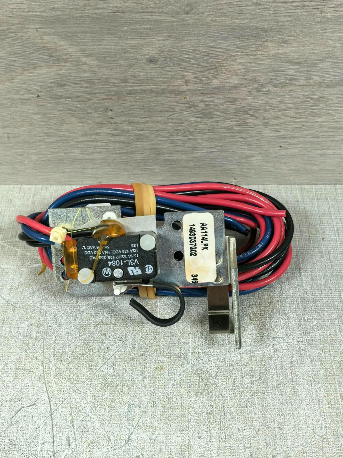 Eaton LAUAL1 / AA114LPK 1493D37G02 EATON LAUAL1 / AA114LPK 1493D37G02 AL/LO AUXILIARY SWITCH 3