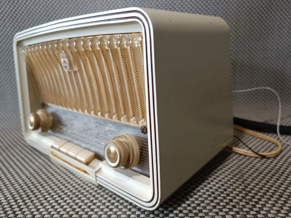 Philips BD254U Philetta Röhrenradio Radio LW/KW/MW/UKW - Bild 3 von 4