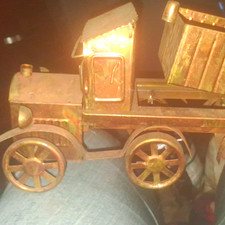 British Music Box Dump Truck