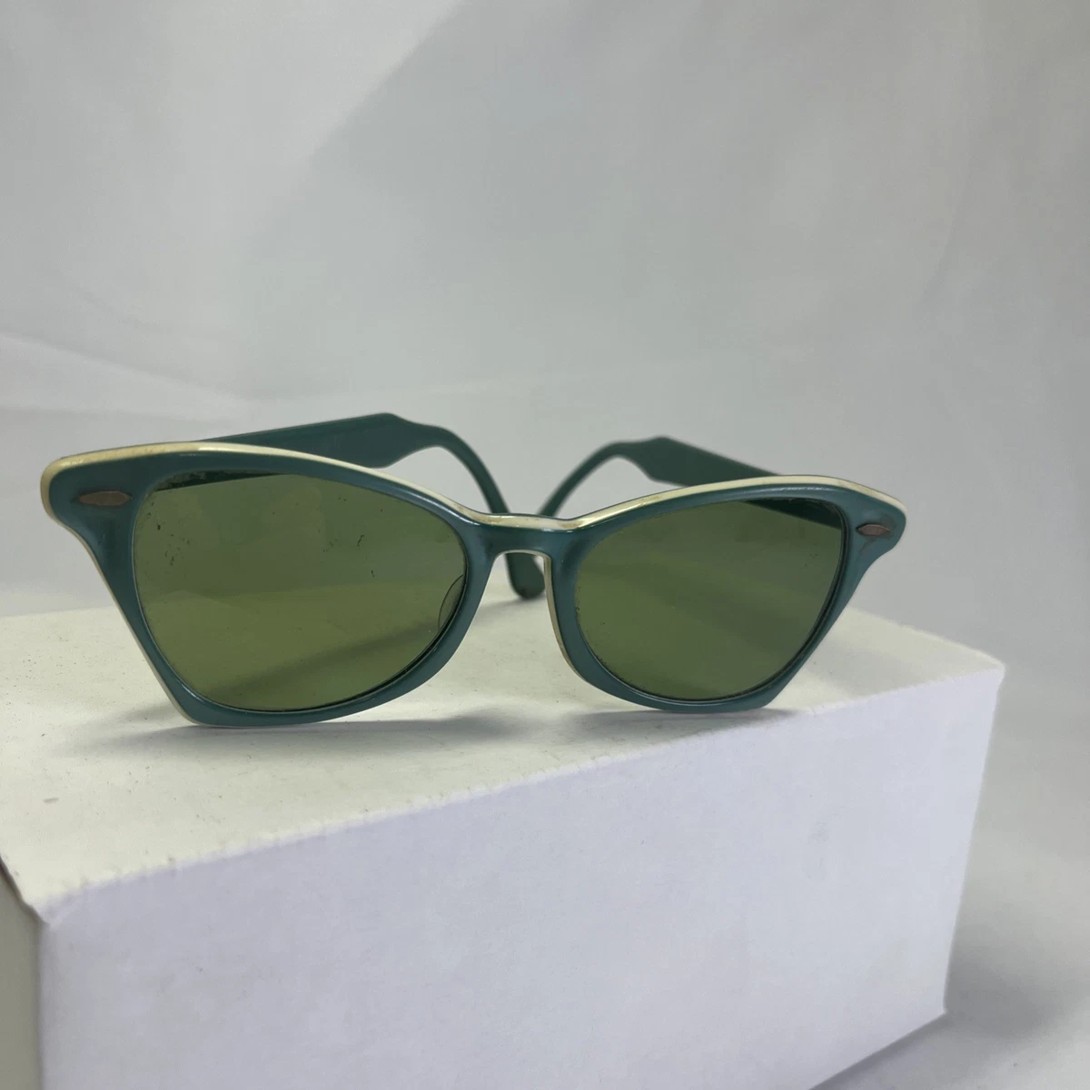 Ray-Ban Wayfarer B L Vintage Sunglasses products for sale | eBay