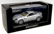 MINICHAMPS 1 43 Aston Martin V12 Vanquish 2002 Silver 137224 Mini Champs Aston M
