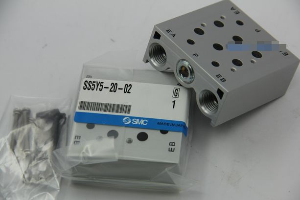 SS5Y5-20-02 SS5Y5 20 02 1pcs NEW original SMC Manifold New in box