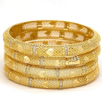18K Gold Filled Over Silver Womens Heart 8mm Small 7'' Zircon Accent Bangle D347