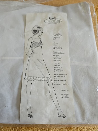 Fruit of the Loom Vintage 60s White Princess Slip Women's Size 50 NOS - Picture 6 of 6