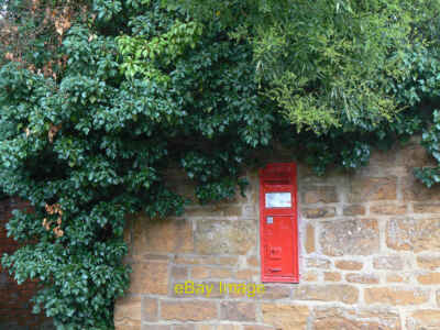 Photo 12x8 Cottesbrooke postbox ref: NN6 96 VR wallbox on Main Street c2011