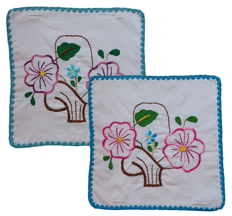 Hand Embroidered Dinner Napkin Set Of 2  Mexican Tortilla Servilleta Bordado