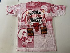 Vtg 1992 Chicago Bulls All Over Print T-shirt Mens L NBA Champions 90s Jordan