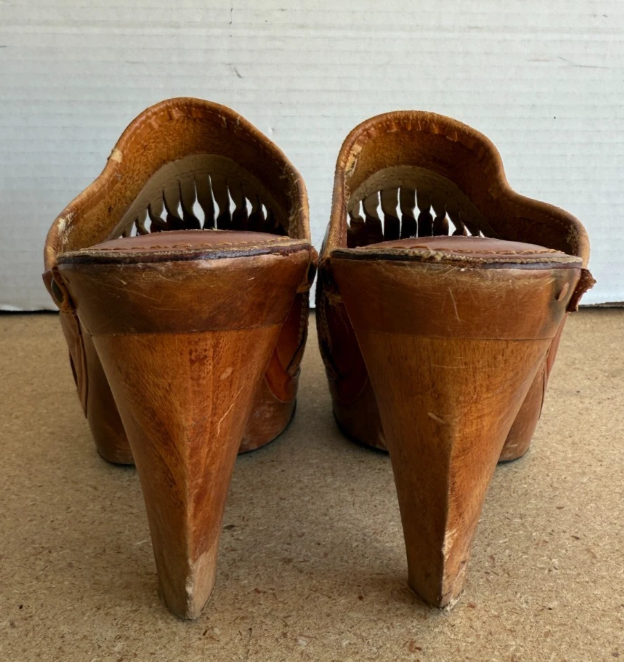 Par de tacones Wild marrón Hurachi hippy talla 6 para mujer de colección Foto 4 de 4