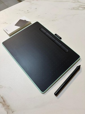 Wacom CTL-6100WLE-S Intuos M Grafiktablett Bluetooth Stift Farbe Pistazie