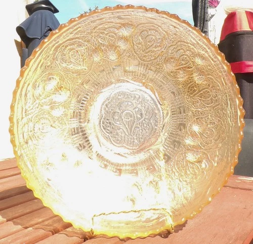 Fenton Persion Medallion Carnival Glass Bowl Clam Broth