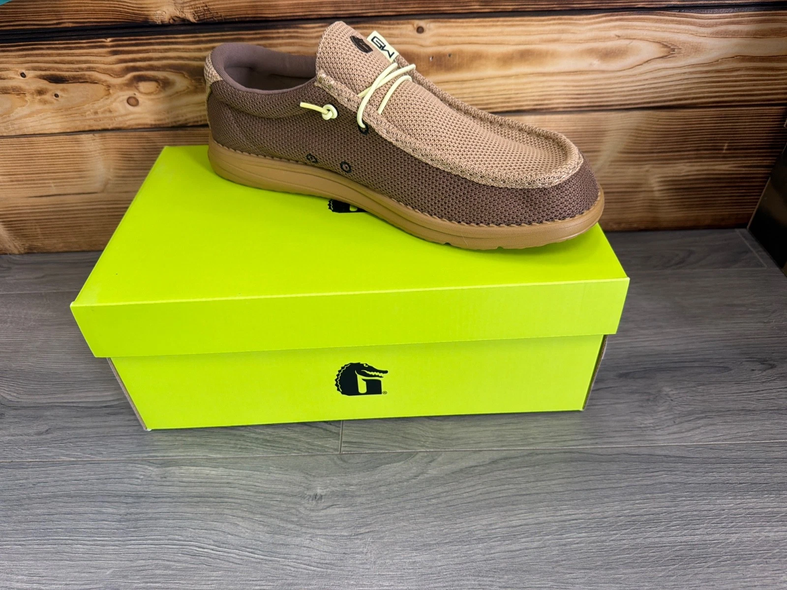 GATOR WADERS MENS CAMP SHOES COFFEE NEW IN BOX SIZE 13