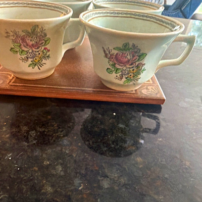 Set of 4  Calyx Ware 2291 Floral Ceramic Mug Set, White/Green, Handle, England
