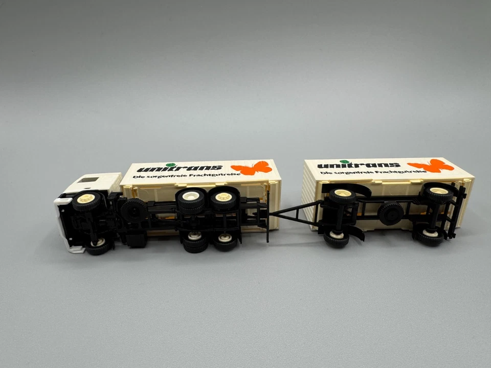 1:87 Herpa DAF 95 (Unitrans) Container-Hängerzug - Bild 4 von 4
