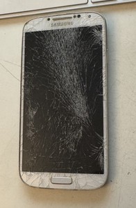Samsung Galaxy S4 GT I9515 Teilespender Platine Board Ok Display Defekt Weiß