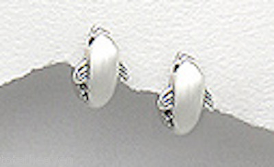 0,47 Zoll massive Sterlingsilber niedliche Delfin Huggies Ohrringe 3g