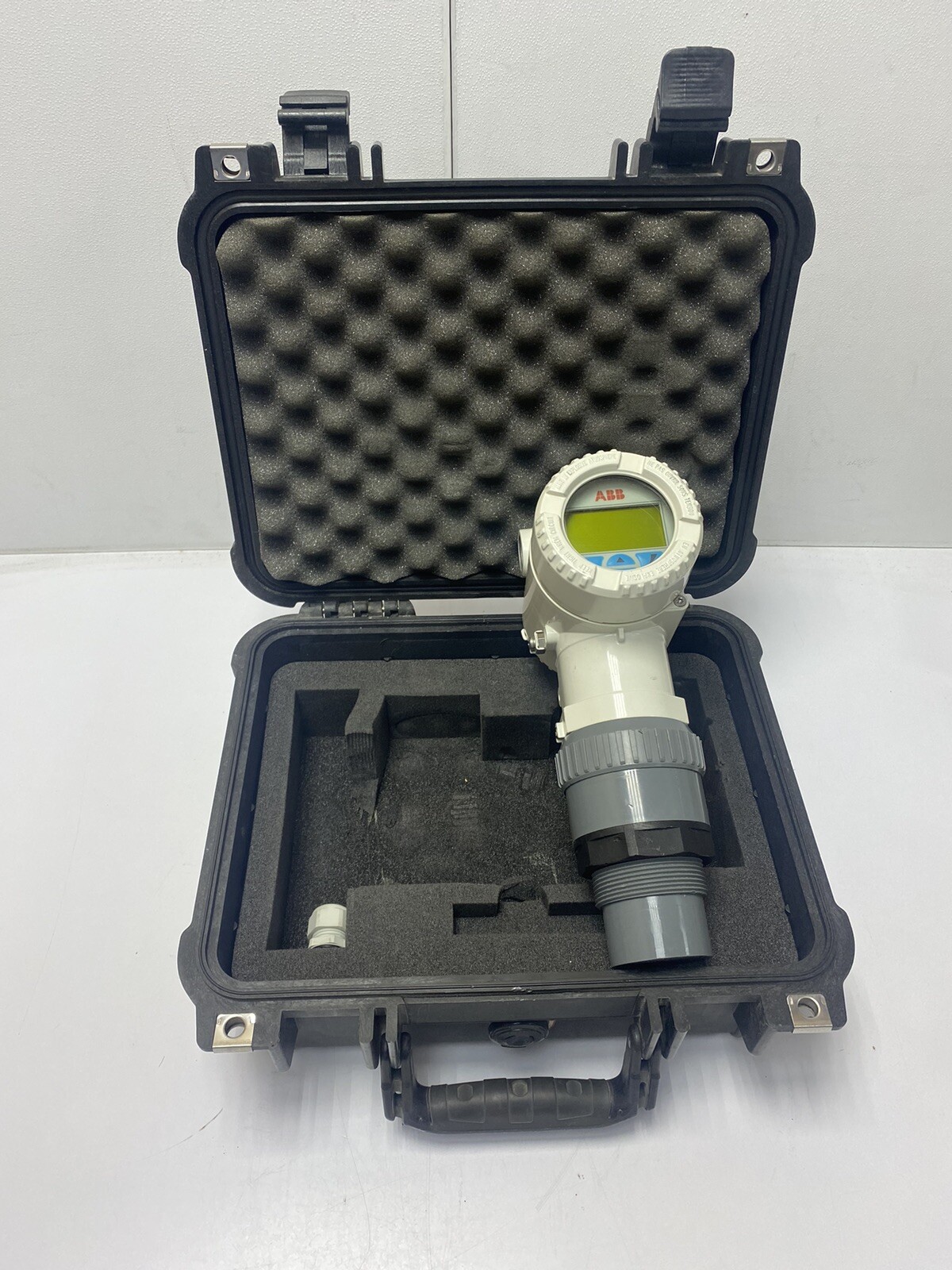 ABB LST 300 ultrasonic Level meter LST300Y0C10U2A1L1H1L7TC1 with case
