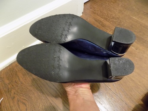 Hush Puppies Soft Style Blue Shiny Patent Pumps Silver Trim 2" Heels EUC 7 N - Picture 7 of 8