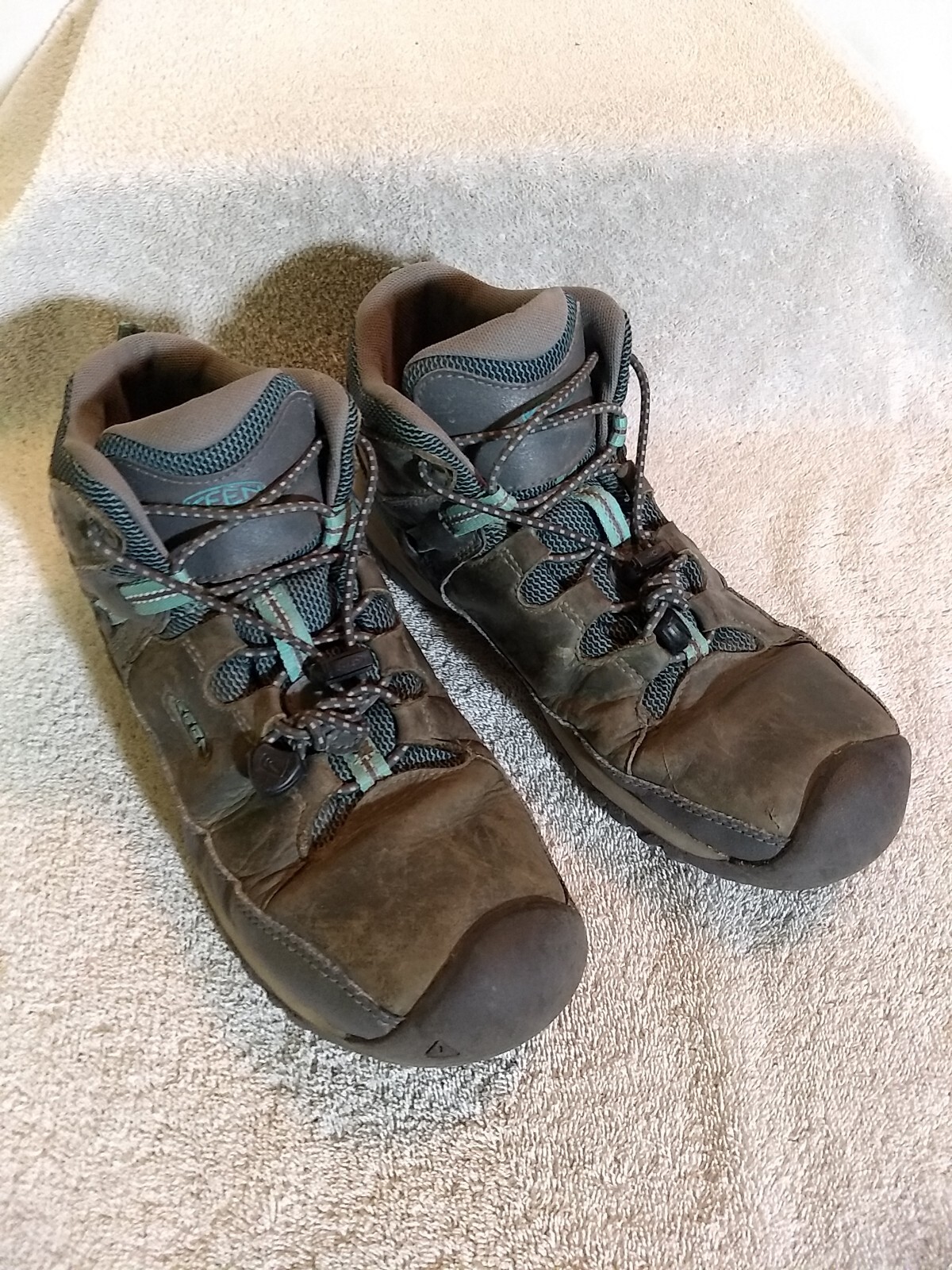 Scarpe da trekking KEEN da donna grigie in pelle impermeabili medie taglia: 6 ZZ21+18