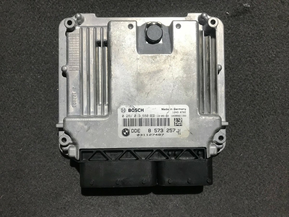 BMW 1 3 5 SERIES ECU ENGINE CONTROL UNIT 8573257 0281019680 BOSCH 