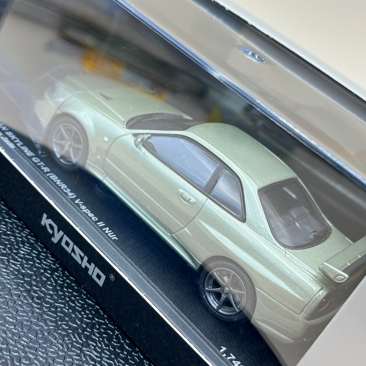 Kyosho 1/43 Nissan Skyline GT-R BNR34 V-Spec II Nurburgring