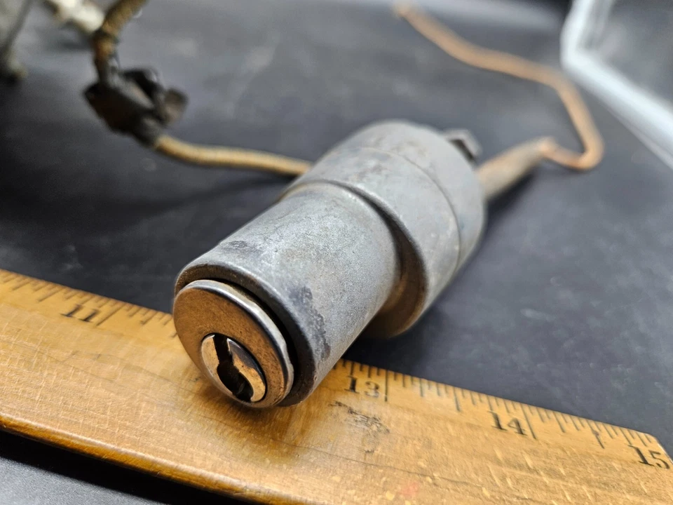 AMC RAMBLER 589Y VELOCÍMETRO ODÓMETRO CLÚSTER STEWART WARNER 722 Foto 3 de 4