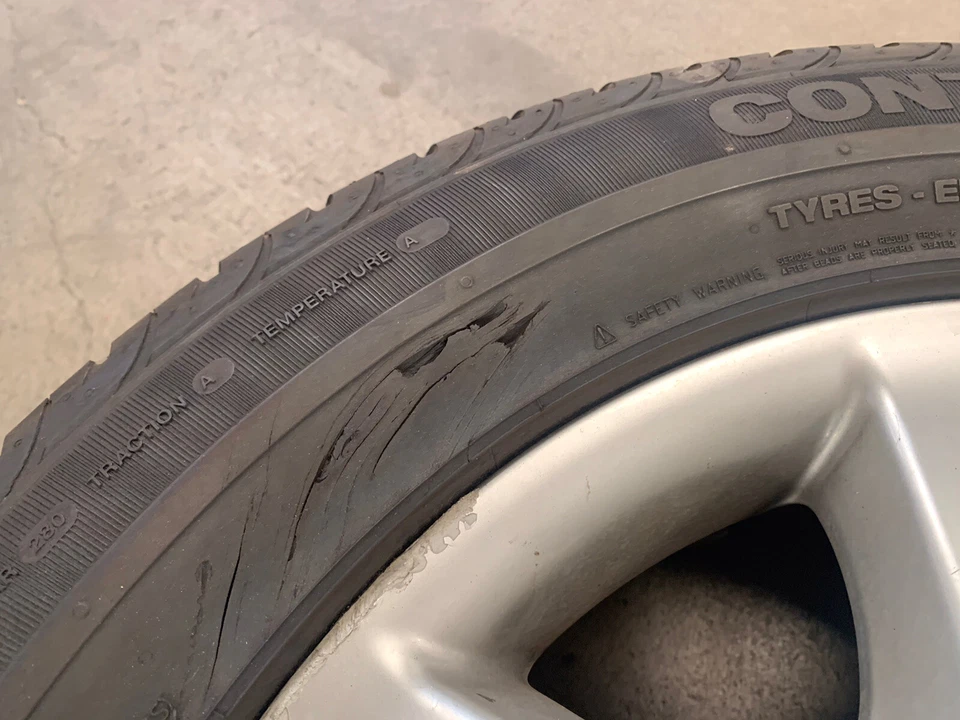 Maybach W240 Komplettrad Reifen Felge defekt A2404010802 8JX19 ET 67 - Bild 3 von 4