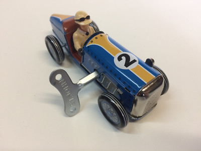 St. John Tin Toy Collection Series Handaufzug Blech Auto (Gebraucht) in für CHF 34 - mit