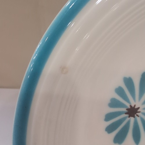 Plato de cena de colección Fiesta Ware 10" margarita hawaiana HLC EE. UU. pequeñas manchas de óxido - Imagen 4 de 5