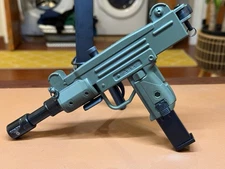 Mini UZI Submachine Gun Pistol LIGHTER Metal Jet Torch Flame & Padded Case Green