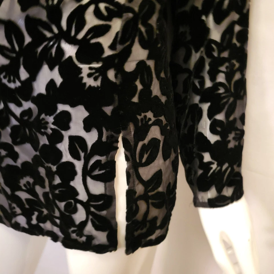 Blusa mujer Laura Ashley mediana negra terciopelo devore floral viscosa seda transparente Foto 4 de 4
