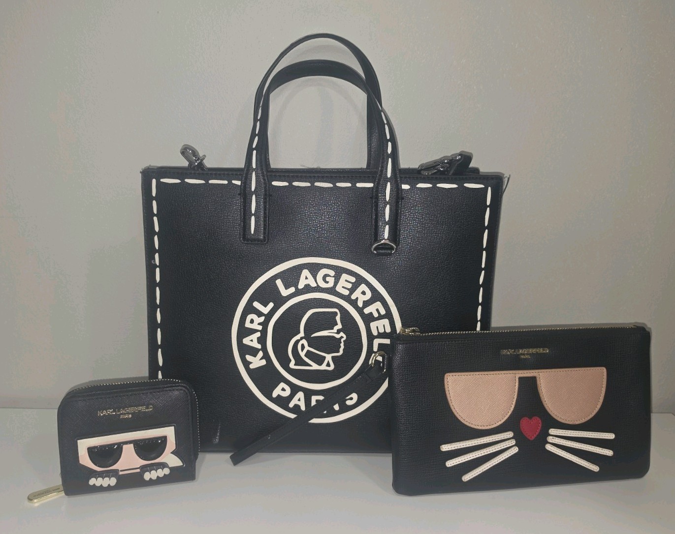 Bolso de Hombro Karl Lagerfeld Paris Cuero Negro con Cartera y Monedero Usado.